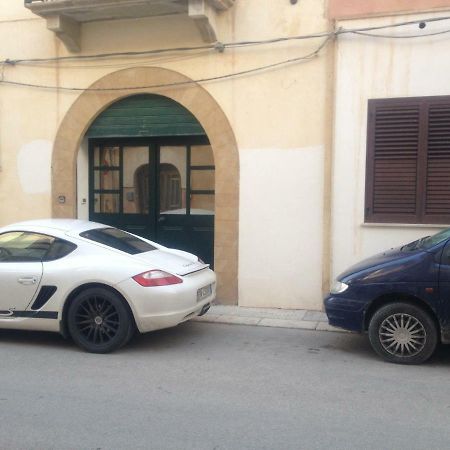 Cara Sibilla 112 Apartman Marsala Kültér fotó